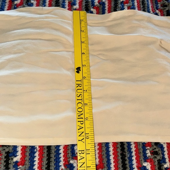 Saks Fifth Ave silk scarf - Picture 5 of 10